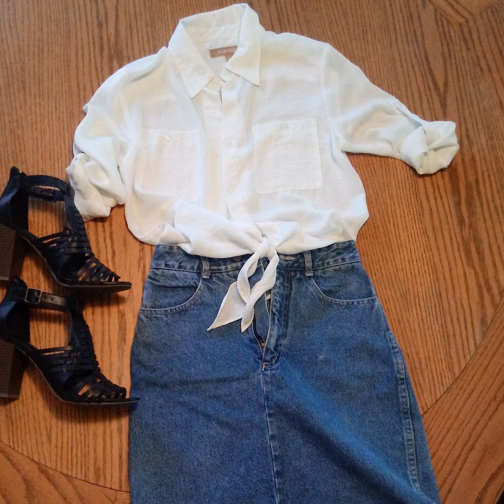 Ellen Tracy Button down shirt